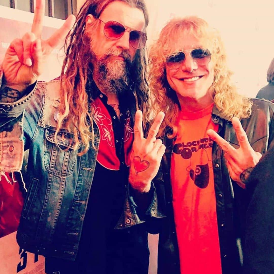 ロブ・ゾンビさんのインスタグラム写真 - (ロブ・ゾンビInstagram)「One year ago today we had the premiere of 3 From Hell! Many fine folks showed up for the event. It was a great night. #3fromhell #robzombie #sherimoonzombie #jeffdanielphillips #billmoseley #richardbrake #glenndanzig #doylewolfgangvonfrankenstein #alissawhitegluz #katvond #dannytrejo #eliroth #stevenadler #pattonoswalt #cassandrapeterson #terryreid」9月16日 22時19分 - robzombieofficial