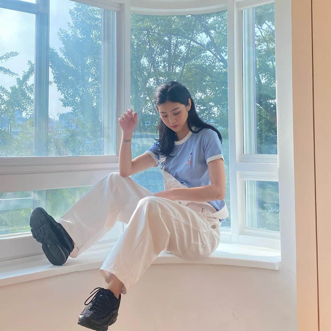 治田みずきさんのインスタグラム写真 - (治田みずきInstagram)「久々に#ootd 載せてみる🥺 珍しくミッキープリントのTシャツ🥺」9月16日 23時07分 - miju120