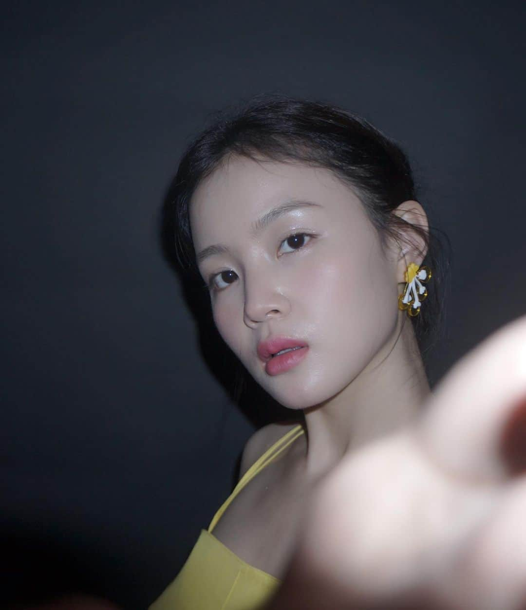 イ・ハイさんのインスタグラム写真 - (イ・ハイInstagram)「🌼」9月17日 9時24分 - leehi_hi