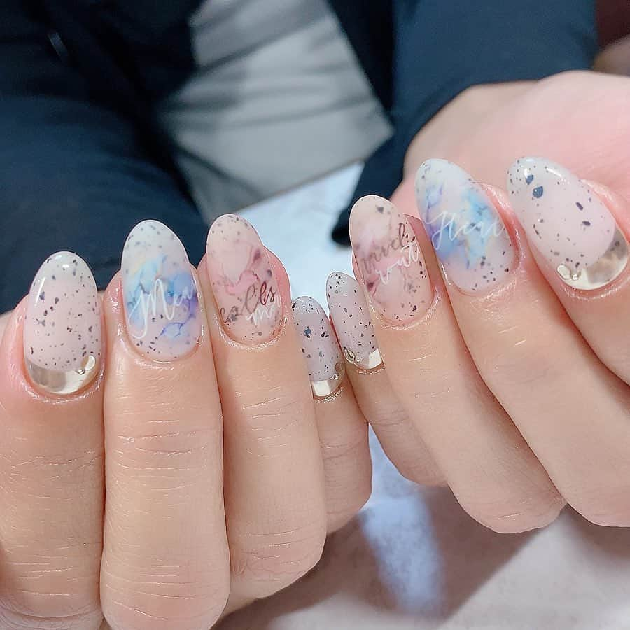 Icegel Nailさんのインスタグラム写真 - (Icegel NailInstagram)「역시! #아이스젤 #달마시안젤 은 마블아트와 너무 잘 어울려요!!! 환상의 궁합!! 유니크한 #마블아트 하고 싶으세요?!!! 그럼! 달마시안젤 하세요!!!  #repost @kanae_leanail ・・・ .﻿ ダルメシアンジェルが お利口さんすぎました❤️ ﻿ @icegel_japan   @icegelnail  ﻿テクスチャー的には 私の苦手なニュアンスにも使えそう✨ 色々アイディア浮かぶ〜❤️  今回は Kanae inkとcalligraphyを 合わせてみました✌️  @shanailpro ﻿ ▲▲▲▲▲▲▲▲▲▲▲▲▲▲▲▲▲▲▲▲▲▲﻿ 写ネイル さんより﻿ Kanaeプロデュース ステッカー発売中﻿ ◉Kanae Flowers﻿ ［KANAE-001］﻿ ◉Kanae Feather﻿ ［KANAE-002］﻿ ◉Kanae Flower Message-Monotone-﻿ ［KANAE-003］﻿ ◉Kanae Flower Message-Color-﻿ ［KANAE-004］﻿ ◉Kanae Emblem﻿ ［KANAE-PG01 ］﻿ ◉Kanae Ink﻿ ［KANAE-005］﻿ ◉Kanae Smoke﻿ ［KANAE-006］﻿ ◉Kanae Arabesque﻿ ［KANAE-007］﻿ ﻿ 《Designer》 @shucreem﻿ ▲▲▲▲▲▲▲▲▲▲▲▲▲▲▲▲▲▲▲▲▲▲﻿ ⚠️⚠️Kanae_Channel⚠️⚠️﻿ @kanae_channel  有料アカウント﻿ アートレシピ動画を、配信してます❤️﻿ 【月額1.000円】銀行振込﻿ お申し込みご希望の方はDM下さい﻿ 詳細をお知らせさせて頂きます﻿ ﻿ アートレシピ動画見放題です❤️﻿ ▲▲▲▲▲▲▲▲▲▲▲▲▲▲▲▲▲▲▲▲▲▲﻿ #japan #kawaii #leanail #nail #nailart #instanails #gelnail #design #ネイル #ネイルアート #ネイルデザイン#naildesign #beauty #指甲 #美甲 #네일 #네일아트 #Гвоздь #Nagel #Ongle #Kuku #artist #写ネイル #インクネイル #ミラーネイル #ダルメシアンジェル」9月17日 0時57分 - icegelnail