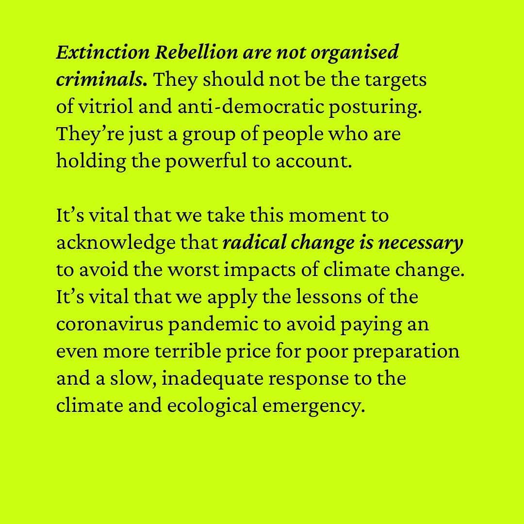 グレース・チャトーさんのインスタグラム写真 - (グレース・チャトーInstagram)「Keep going @extinctionrebellion @tamsinomond 💪」9月17日 1時22分 - gracechatto