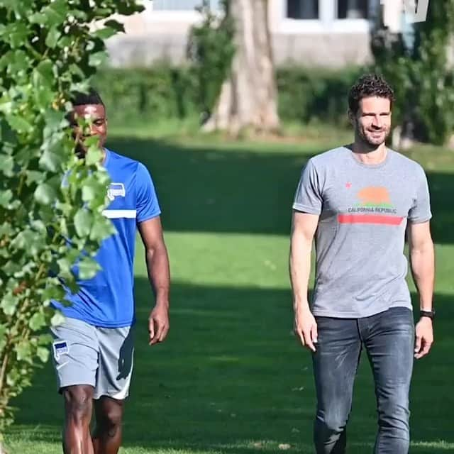 ジョン・コルドバのインスタグラム：「Primer entreno ⚽️💪🏾」