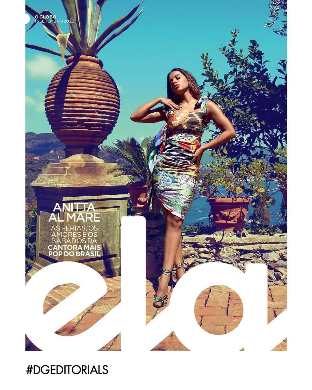 のインスタグラム：「@anitta is pictured wearing a #DolceGabbana short dress in mixed silk foulard, a cropped denim corset and denim shorts, and a black longuette dress in the September issue of @elaoglobo.  Photo by Domenico Dolce Styling by Stefano Gabbana  #DGEditorials #DGCelebs #DomenicoDolce #StefanoGabbana」