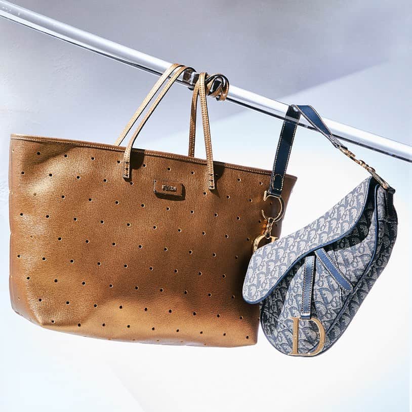 GILTのインスタグラム：「Seriously good #vintage is here. Tap the link in bio to shop #FENDI, #ChristianDior, and more.」