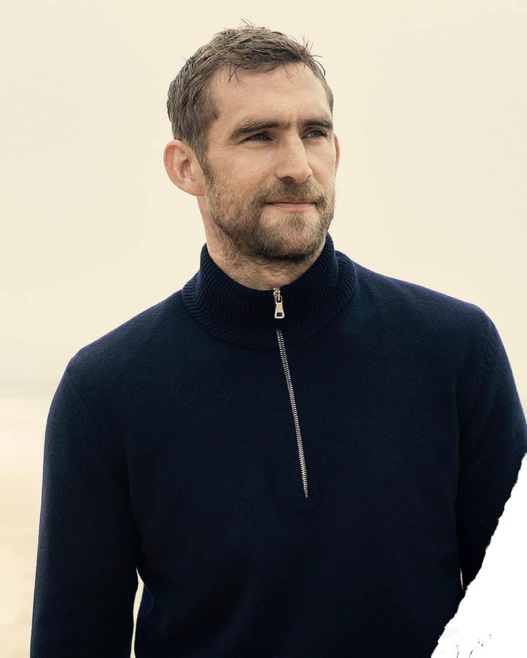 オールバーブラウンのインスタグラム：「If you ever need an excuse to shop our new collection, check out our Neilson pullover. This temperature-regulating Merino style is the perfect layering option for your next holiday. But until then, it makes an equally satisfactory weekend layer. Tap to shop or explore more via the link in bio.  #OrlebarBrown #OBsAroundTheWorld #DoseOfSun」
