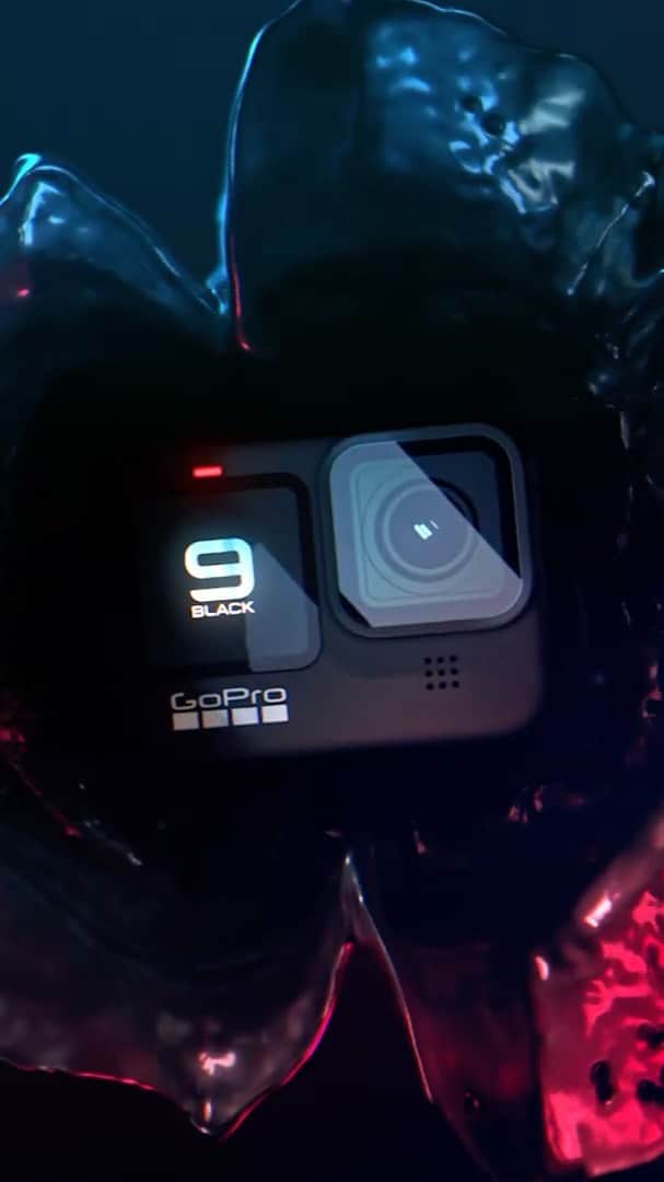 のインスタグラム：「Meet #GoProHERO9 Black. More pixels. More screens. More battery life. #MoreEverything  Learn more 👉🏼 @GoPro」