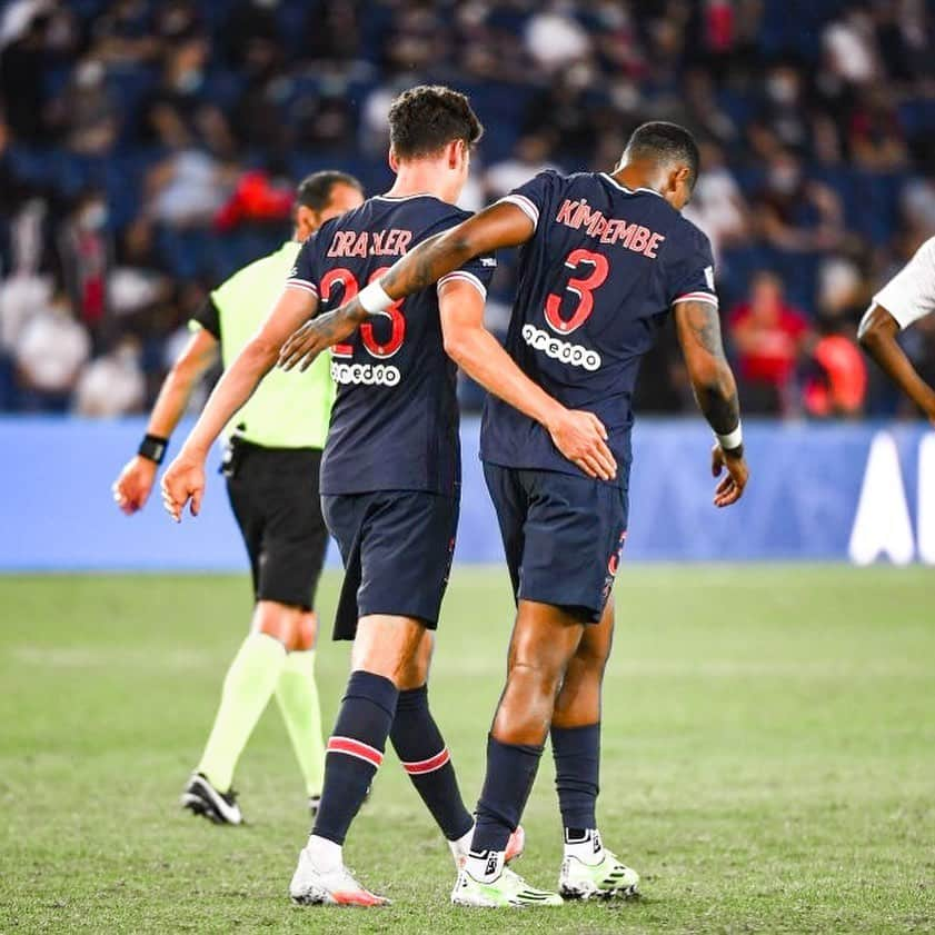 ユリアン・ドラクスラーさんのインスタグラム写真 - (ユリアン・ドラクスラーInstagram)「3 points important. Content d’avoir marqué ce soir ⚽️ Et @juanbernat, prompt rétablissement, mon ami! 🙏 // Wichtige Punkte mitgenommen. Ich freue mich über den Treffer heute! ⚽️ Juan, gute Besserung, mein Freund! 🙏 // Important points and W. Glad to have scored tonight ⚽️ And Juan, speedy recovery, my friend 🙏 • • • #psgfcm #ligue1 #icicestparis #allezpsg #psg #paris #paname #jdx」9月17日 6時50分 - draxlerofficial