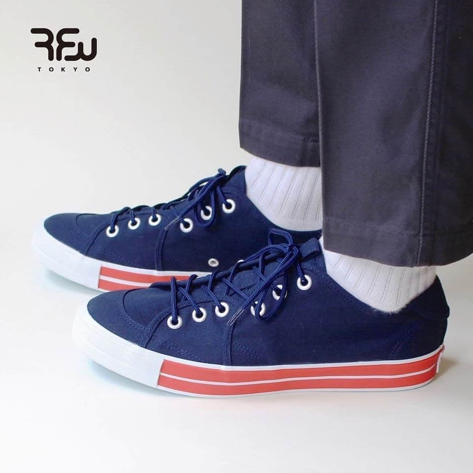 アールエフダブリューさんのインスタグラム写真 - (アールエフダブリューInstagram)「【RFW 2020AW】  SANDWICH-LO STANDARD Navy&Pink  Price:,¥11,000＋TAX  2020年秋冬新作より、 STANDARDシリーズから新色が仲間入り！  そのほか今期新作もウェブサイトにアップしました！ アーカイブアイテムのSALEも開催中です。  税込み11,000円以上お買い求めのお客様は、 オリジナルノベルティとともに、 国内送料無料のお得なキャンペーンも継続中！  www.rfwtokyo.com @rfwtokyo   #rfw #rfwtokyo #rhythmfootwear #sneaker #sneakers #kicks #instashoes #instakicks #sneakerhead #sneakerheads #nicekicks #sneakerfreak #kickstagram #2020aw #autum #winter #renewal #tokyo #shibuya #東京 #渋谷 #rpm #rhythmprimarymarket #new」9月17日 7時36分 - rfwtokyo