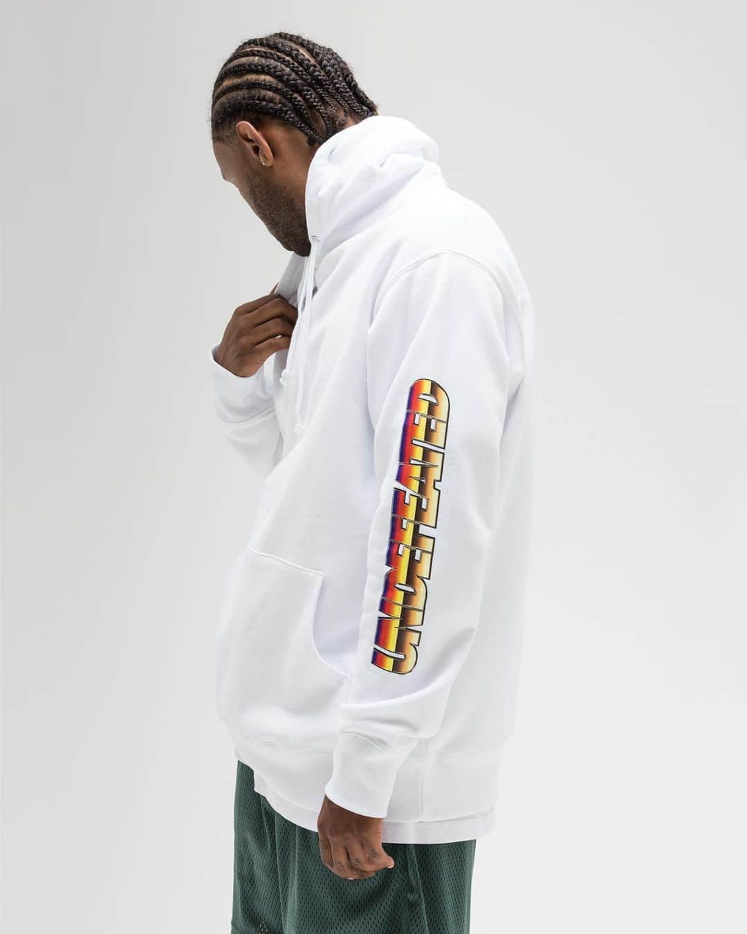 UNDFTDさんのインスタグラム写真 - (UNDFTDInstagram)「UNDEFEATED Fall 2020 Lookbook Drop 4  Featuring Chromed Out hoodie and Hoop short Available Friday 09/18 exclusively at Undefeated.com」9月17日 7時51分 - undefeatedinc