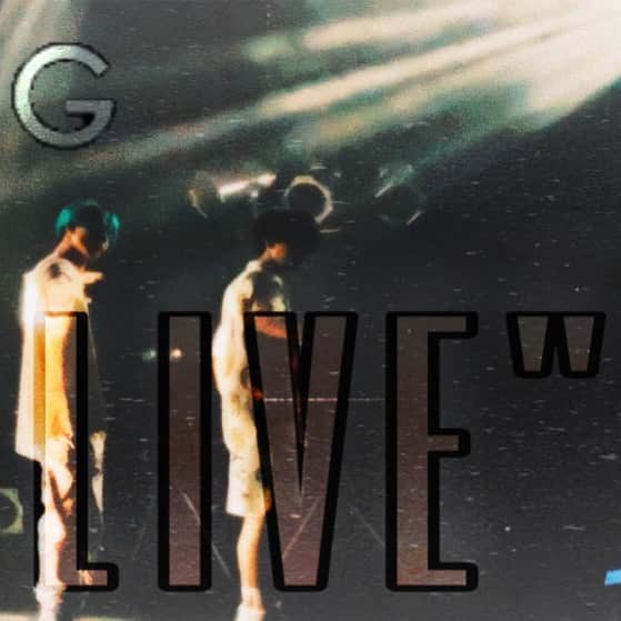 古幡亮（WATWING）のインスタグラム：「📢お知らせ📢  10/17(土)に WATWING 初のオンラインライブ WATWING "TSUMUGU LIVE" 開催が決定しました！  昼公演(13:00start) 夜公演(18:00start)の2回公演！  リリースイベントや"forWard SHOWCASE"を見に来れなかった方々、もちろん天気が悪かったり、遠方であっても足を運んでくれた方々、 日本全国、津々浦々、誰でもたくさんの人とWATWINGとの思い出をいつでもどこでも紡げるように！！！ そんな僕たちの想いを込めたLIVEです！  チケットはWATWINGの公式LINE、 もしくはホリプロオンラインのWATWINGページよりチェックよろしくお願いします😌  僕のもう2つの投稿には この投稿とはまた別の お得な情報が載っていますので そちらもチェックしてください〜✨  チケット受付期間：9月12日(土)10:00～10月24日(土)21:00 ※アーカイブ期間中もチケット受付しております。  . . #WATWING#onlinelive#TSUMUGULIVE」