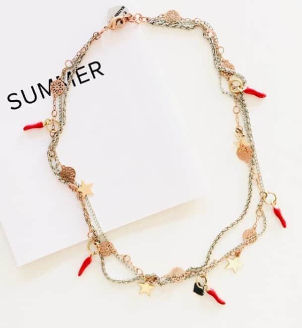 メイデンアートのインスタグラム：「Sparkling ideas 💡 to wear all the time♥️ . 👉Shop Now from our Post or Link in bio 🥰 .  #luckyjewelry #goldbracelets #goldbangles #templebracelets #stackingbracelets #armparty #armcandy #jewelry #mantrabracelet #buddhistbracelet #braceletdetemple #braceletbouddhiste #lablondeauxbijoux #joncdore #luckybracelet #templejewelry #goldleafbracelet #buddhistbangles #prayerbangles #joncbouddhiste #joncdetemple #buddhabracelet #armstack #ring #gemstone #love #design #shopping #accessory #bhfyp」