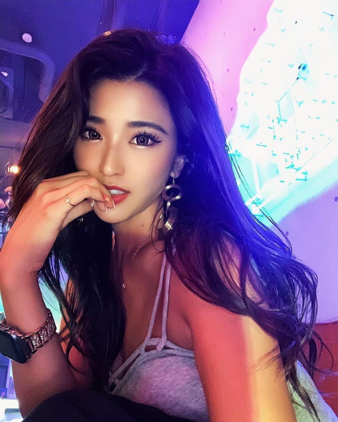 鈴木まりなのインスタグラム：「🦋💎」
