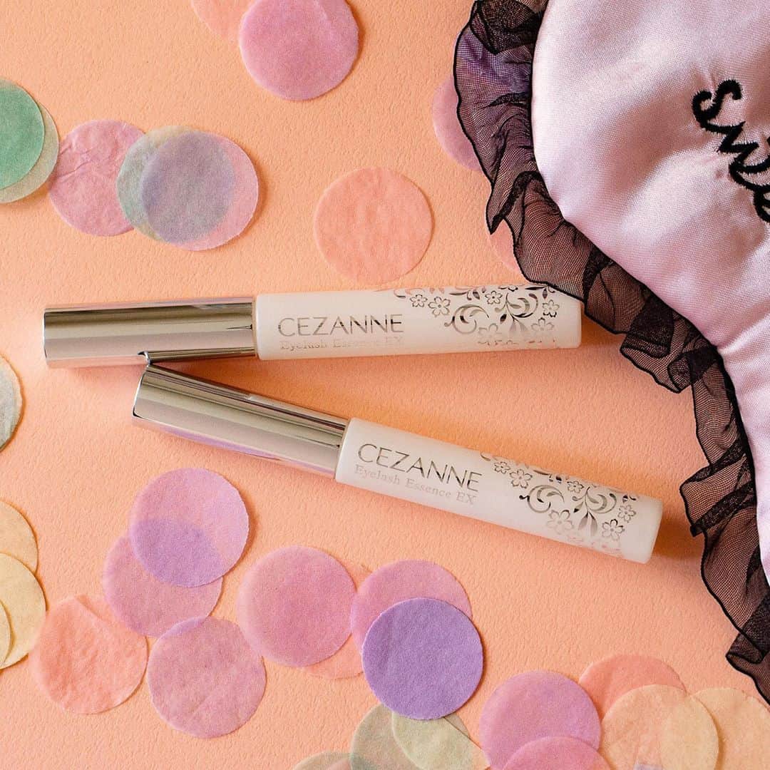 セザンヌ化粧品さんのインスタグラム写真 - (セザンヌ化粧品Instagram)「目元ケア、ついつい怠りがちではないですか？ ﻿ そんなあなたには1本で3役の﻿ まつげ美容液EXがおすすめ👀💛﻿ ﻿ まつ毛・眉毛はもちろん、なんと”まぶた”にも使える﻿ 3in1タイプなんです🌟﻿ ﻿ マスクの着用で、アイメイクに力が入る今こそ、﻿ 目元のケアも忘れずに❤︎﻿ ﻿ まつげ美容液ＥＸ　￥550（税込）﻿ ﻿ #セザンヌ #セザンヌ化粧品 #cezanne #まつ毛美容液 #まつげ美容液ＥＸ　#まつ毛ケア #目元ケア #アイケア #目元美容」9月17日 18時23分 - cezannecosmetics