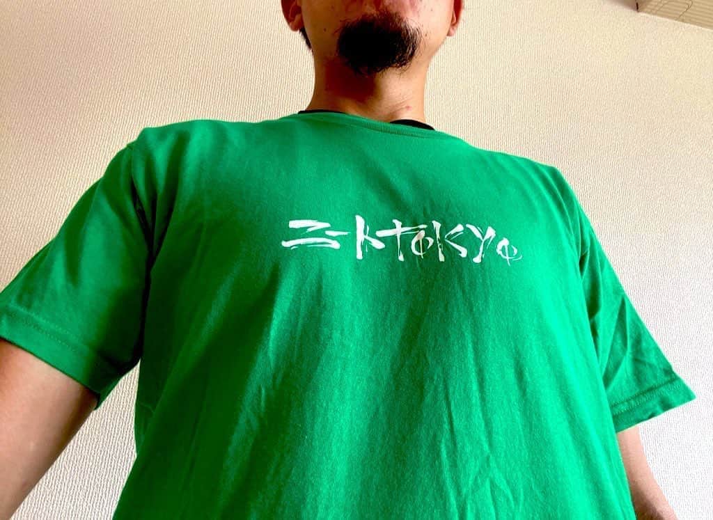 シオマリアッチさんのインスタグラム写真 - (シオマリアッチInstagram)「ニートtokyoォーーン!!🎤🎤  #ニートtokyo #tシャツ #オーン」9月17日 18時31分 - shiomariacchi