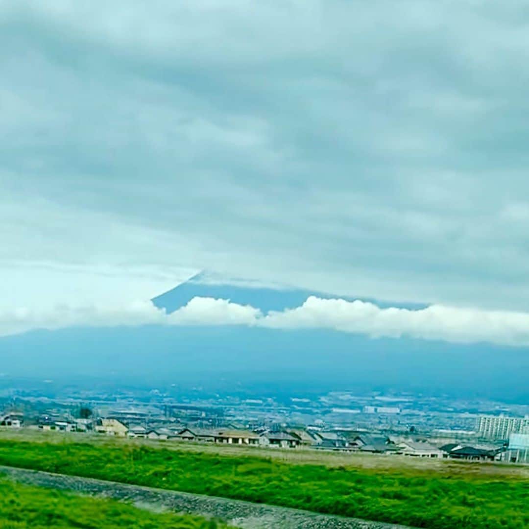 松尾貴史さんのインスタグラム写真 - (松尾貴史Instagram)「本日の #富士 様。  #mtfuji #富士山」9月17日 11時44分 - kitsch.matsuo