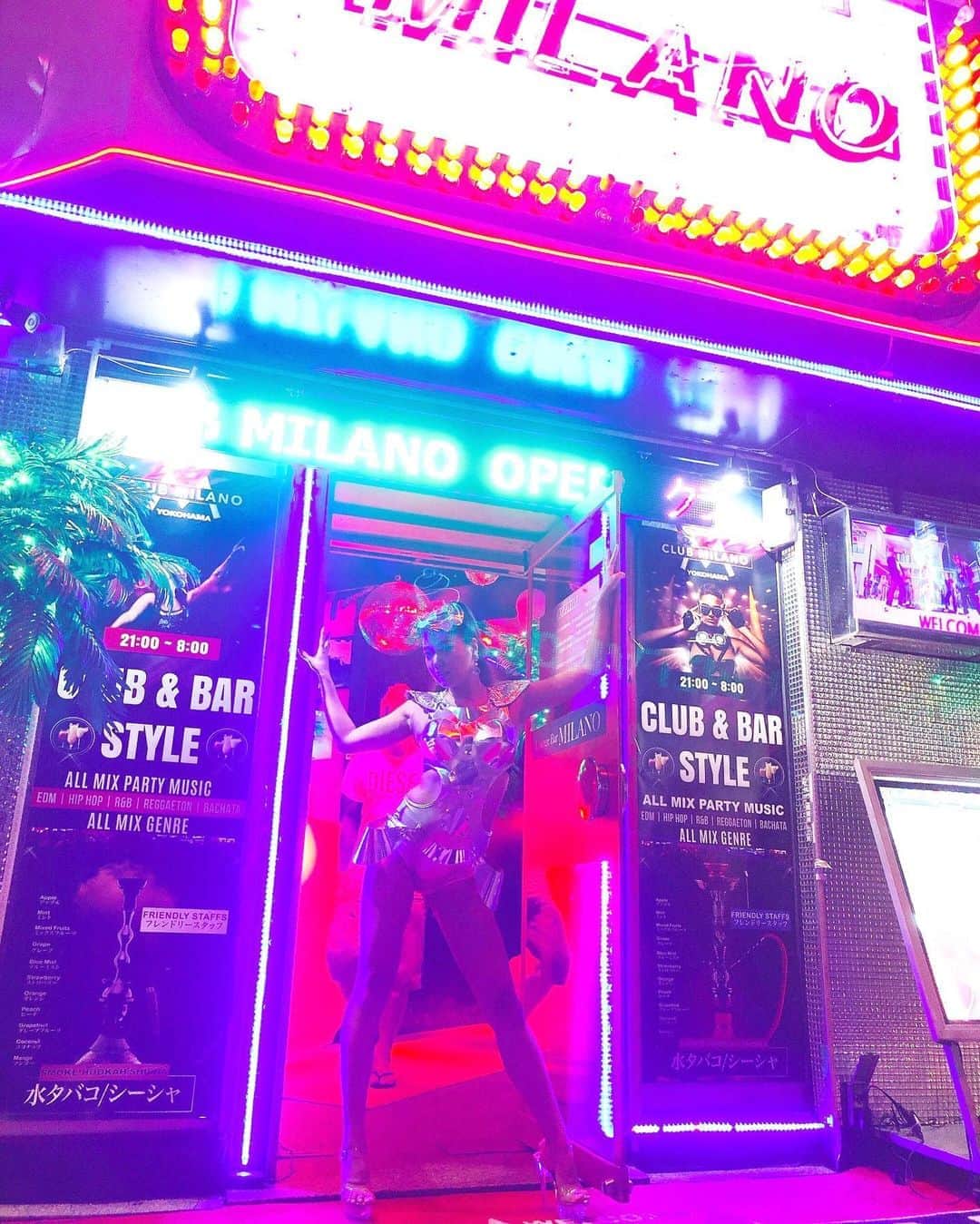 Dance MANAさんのインスタグラム写真 - (Dance MANAInstagram)「Cafe&Bar MILANO(DJ Bear/Club/Disco)でダンサーキャスティングをさせていただいてから、もう1年半が経ちます🌟👠﻿ ﻿ 毎週木金土🌐💫👠✨✨﻿ ﻿ @tokyopartytime_japanesedancers では、踊るオブジェ🦋💫ダンスで空間演出✨をテーマに、毎回違う、凝った衣装でパフォーマンスを心掛けています✨💫﻿ ﻿ ✨✨✨✨✨✨✨✨✨✨﻿ ﻿ エントランスで検温させていただいております📐🔍店内各所に除菌ジェルを設置中🚿✨マスク着用の上、ご来場くださいませ♫﻿ ﻿ ダンサー陣も、ショーの時以外はマスク着用を必須にしております★★﻿ ﻿ おひとりおひとりの最大限の心掛けで、楽しく、そして安心できる場へ❤️❤️﻿ ﻿ ✨✨✨✨✨✨✨✨✨✨﻿ ﻿ ﻿ ﻿ #dancer #show #tokyopartytime #director #showgirl #disco #japanesedancer #party #club #djbar #latin #music #hiphop #rb #reggae #edm」9月17日 12時10分 - dancer_mana