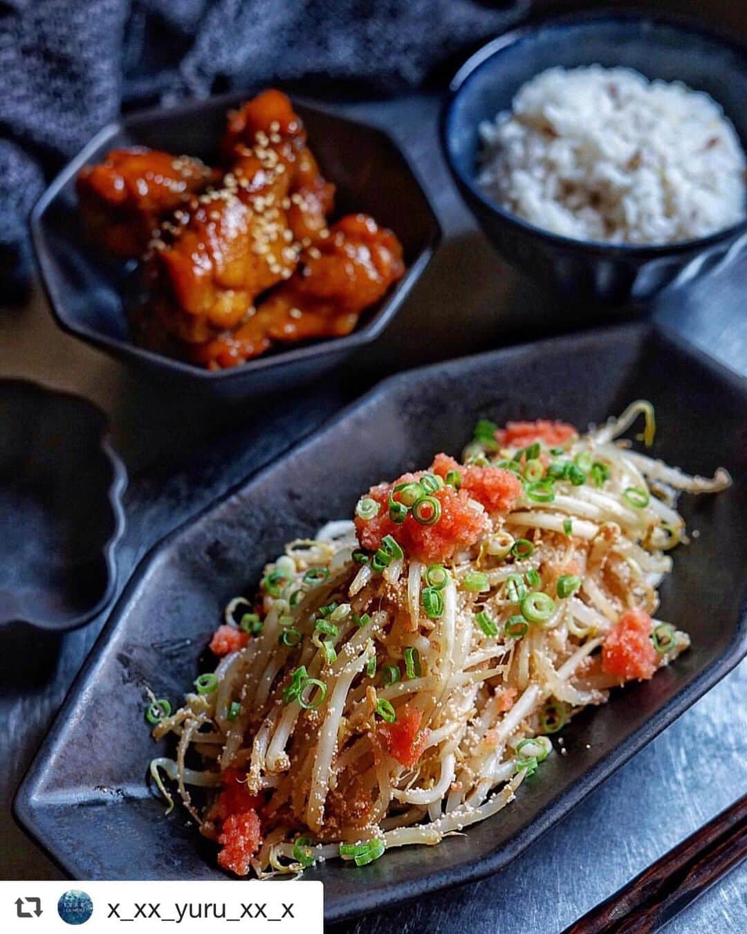 のインスタグラム：「【マカロニメイトTOPICS✍️】 料理の主役にも脇役にも大活躍する #明太子 🍚冷凍保存もできるので、自宅に常備していると何かと便利ですよね🥰☝️ . 今回は、マカロニメイトのみなさんが作る #明太子をつかったお料理 をご紹介します👩‍🍳 . ▶ 明太もやし炒め： @x_xx_yuru_xx_x さん ▶ 明太子とごま油の冷製パスタ： @gucci.tckb さん ▶ ささみと明太子ととろけるチーズの春巻き﻿： @shi_cook_ さん ▶ 明太子冷やしうどん： @utacoco1 さん ▶ 明太子チーズ焼きおにぎり： @ru.ru_rumi さん . 熱々ごはんに乗せて食べるのもおいしいですが、ひとアレンジでさらに美味しくなりますよね☝️ ぜひ真似したいアレンジばかりです✨ . ------------------------------------------------- マカロニメイト公式アカウントです。 #マカロニメイト を付けて写真を投稿すると、 macaroni記事やこのアカウントでご紹介させていただく場合がございます✨ おいしい写真をどんどん投稿し、編集部と共にmacaroniを盛り上げてくださいね🍳 ------------------------------------------------- ◆macaroni編集部の記事や動画制作に力を貸してくれる「マカロニメイト」を大募集中◆ 詳しくはプロフィールのURLをチェックしてね！ ------------------------------------------------- . #今日の夕食#今日の晩ごはん#今日の献立#ふだんごはん#おうち居酒屋#今日の夕飯#てづくりごはん#簡単おかず#おうちごはん#今日のごはん#手作りごはん#ご飯記録#料理記録#おゆうはん#簡単ごはん#料理日記#ごはん日記#今日の食卓#作り置き#簡単おつまみ#おつまみレシピ#料理好きな人と繋がりたい#暮らし記録#献立記録#手料理日記#집밥#요리스타그램」