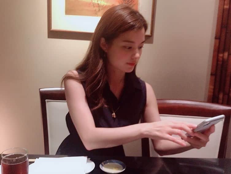 Laraのインスタグラム：「だいすきお肉。」