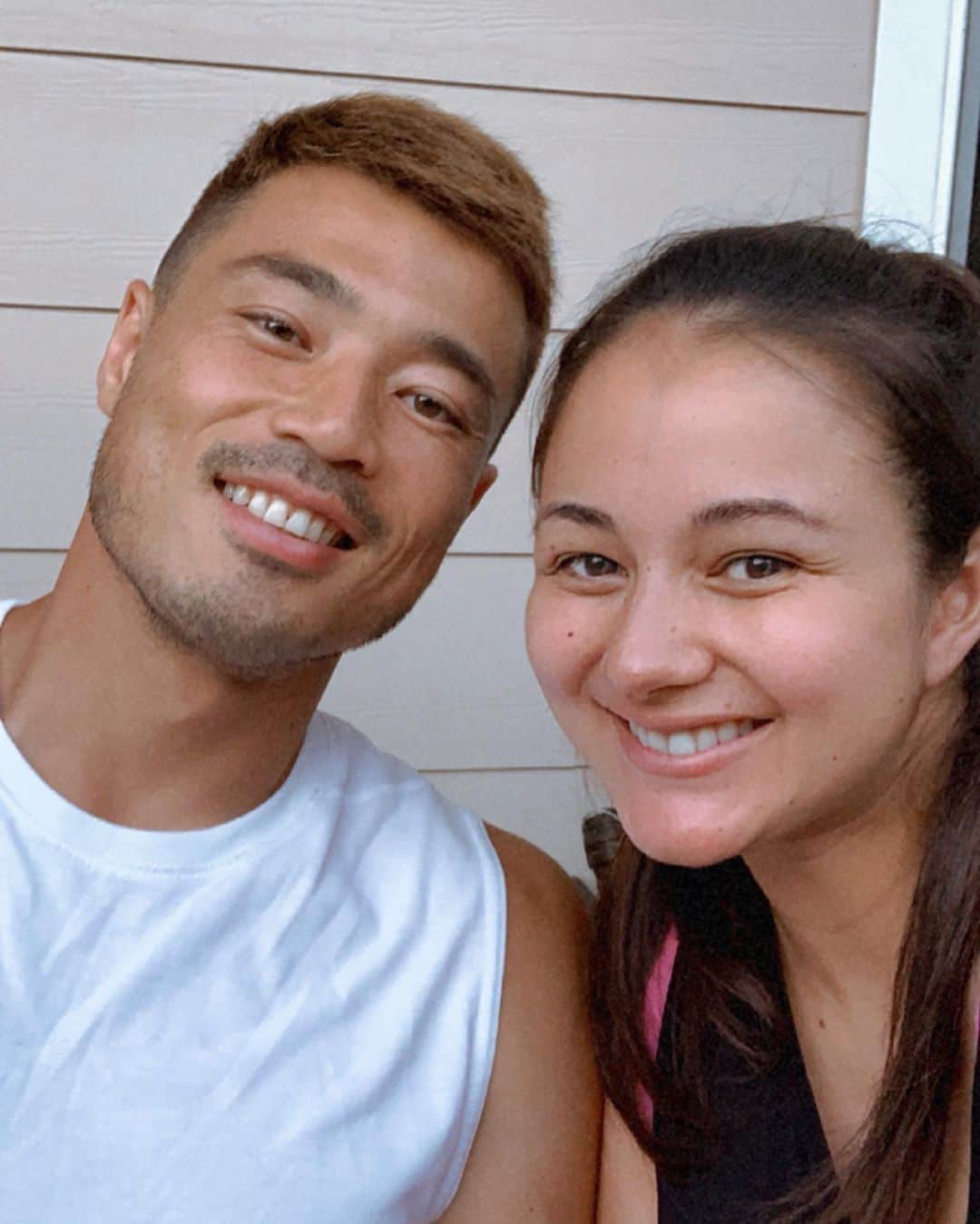 エリナ シルカのインスタグラム：「Yayyyyyy he made it 😎 山田、無事間に合いましたー！わーい😆」