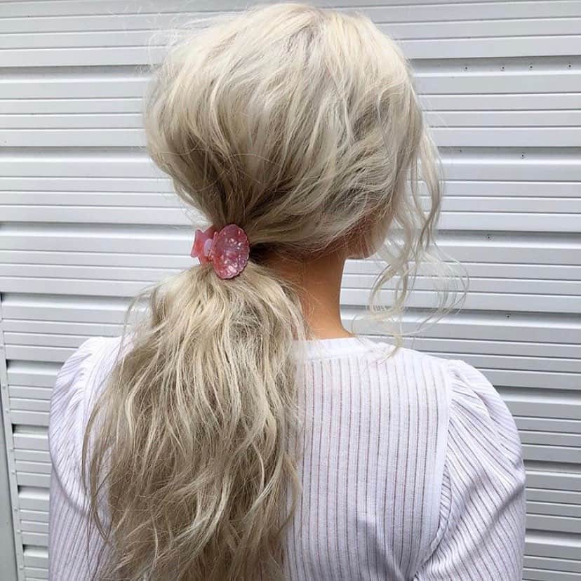 アクセサライズのインスタグラム：「From day to under the sea 🧜‍♀️  📷 : @michaelgrayhair & @chloe_alishia   Tap the link in our bio to shop #Accessorize #Accessorizer」
