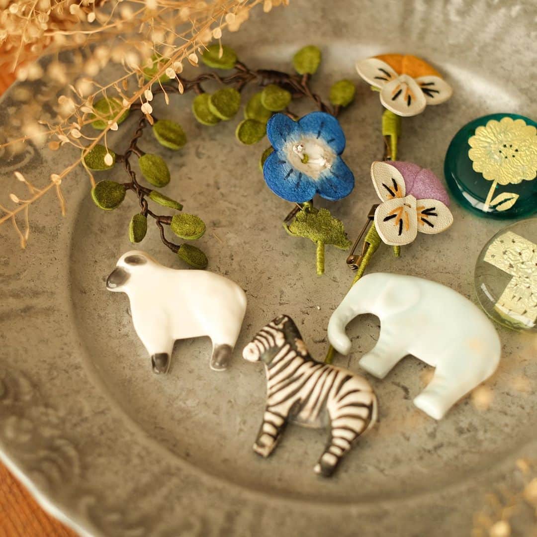 吉祥寺PARCOのインスタグラム：「﻿ ﻿ 【期間限定SHOP】手紙舎 吉祥寺店オープン！﻿ ﻿ 期間：9/17(木)～2/28(日)﻿ 会場：2F 特設会場﻿ ﻿ 期間限定ポップアップショップとして、過去何度か吉祥寺パルコにて展開してきた手紙舎が、﻿ 「手紙舎 吉祥寺店」として長期出店することになりました。﻿ 心ときめく素敵な出会いがたくさんありますように😌﻿ ﻿ #吉祥寺パルコ #吉祥寺PARCO﻿ #PARCO #パルコ #吉祥寺 #手紙舎」