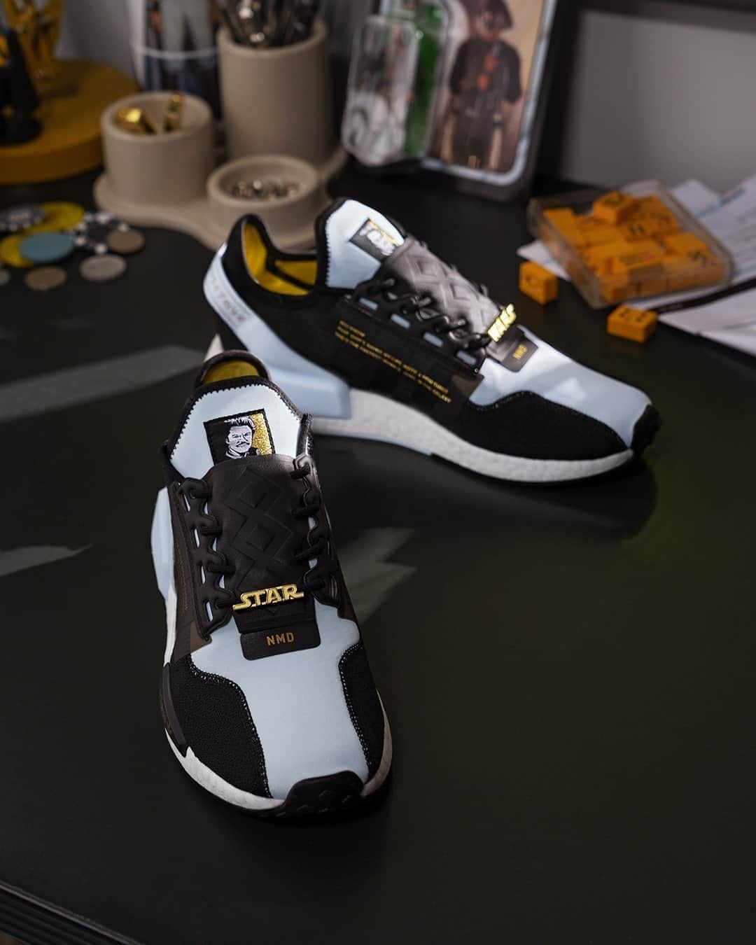 adidas Originalsさんのインスタグラム写真 - (adidas OriginalsInstagram)「We celebrate 40 Years of Star Wars: The Empire Strikes Back with a collection of silhouettes inspired by the film’s characters. Paying homage to the cult hero, Lando Calrissian, this NMD R1 V2 takes its inspiration from the outfit he wore in the film. This release lands in adidas stores and at adidas.com from September 18th. #adidasStarWars  See more at adidas.com/Star_Wars」9月17日 17時30分 - adidasoriginals
