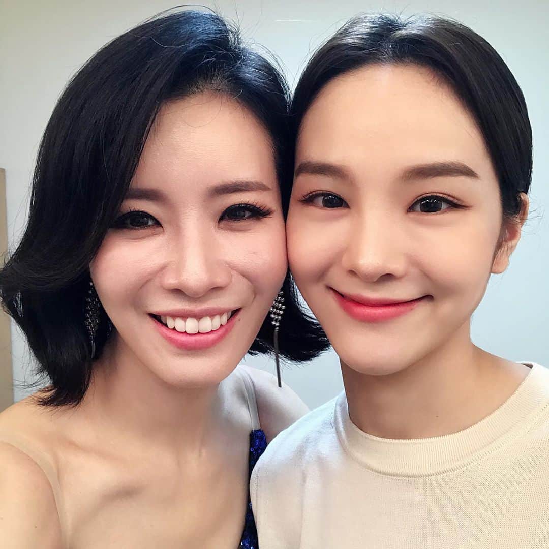 パク・キヨンのインスタグラム：「#흔한대기실컷 #오랜만에만난 #너무예쁜소희 #송소희 #아름다우신 #소프라노오은경선생님 #감동의연주 #고맙습니다🙏🏻 #박기영 #parkkiyoung」