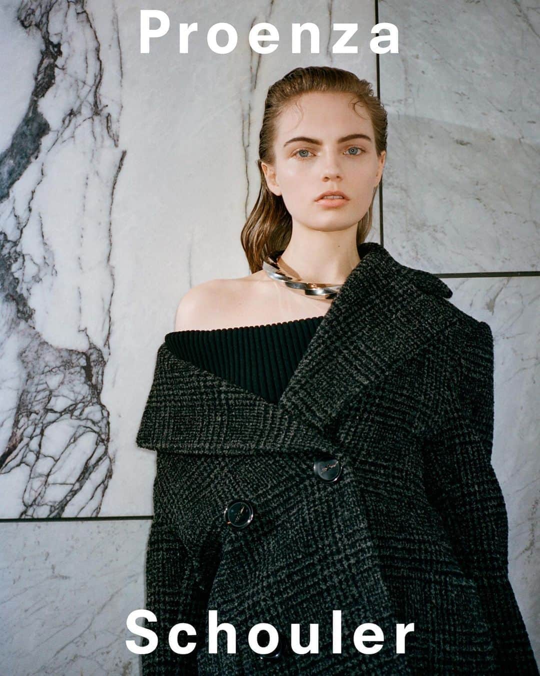 プロエンザスクーラーのインスタグラム：「@fransummers by @blackpierreange Proenza Schouler Fall Winter 2020 proenzaschouler.com #proenzaschouler」