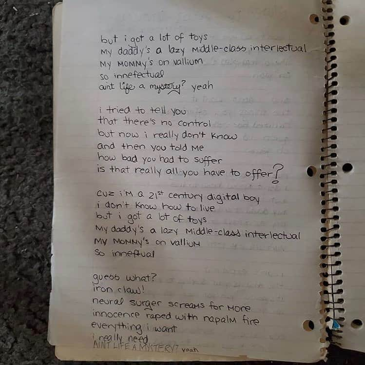 Bad Religionさんのインスタグラム写真 - (Bad ReligionInstagram)「Repost from @kisstonoh - My Grandma wanted me to write stories & poems. Instead I wrote the lyrics to Bad Religion's "21st Century Digital Boy." This was before the Google, Yahoo, & all those other search engines. (Meaning I taped the song off of a radio station & listened to it over & over & listened long & hard & over & over some more until I figured it out.) Yes, typos are plentiful... 📝📓 thanks for the great story @kisstonoh 🙌」9月18日 3時56分 - badreligionband