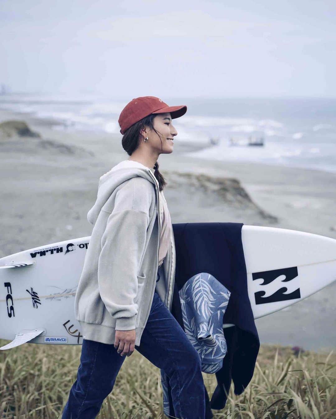 のインスタグラム：「#billabongadventuredivision 🍂♥️  "SURF CAMP" チェックしてね!   @billabong_japan @billabongwomensjp」