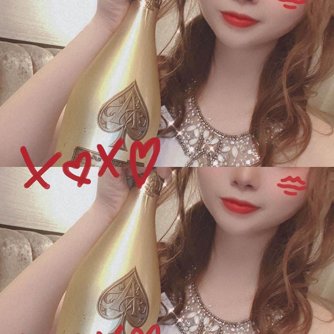 のんのんのインスタグラム：「. . 2020.09.17 . . せっかくあけてもらったアルマンドとの写真が…。 まさかの半目だなんて信じられない🥺🥺🥺 . . 自撮りぐらいちゃんと撮れるようになりたいのんちゃんでした😭💓 . アルマンドありがとうございました😘💕 本日も皆様のご来店お待ちしております‼️ . . #博多 #筑紫口 #中洲 #歌舞伎町  #名古屋 #ミナミ #すすきの #錦 #キャバクラ #ニュークラブ #ラウンジ #ガールズバー #朝キャバ #昼キャバ #朝昼キャバ #キャバ嬢 #ホステス #ポケパラ #ナイツネット #キャバコレ #撮影 #宣材写真 #モデル #ドレス #バリポケ  #ドンペリ #ソウメイ#アルマンド #シャンパン」