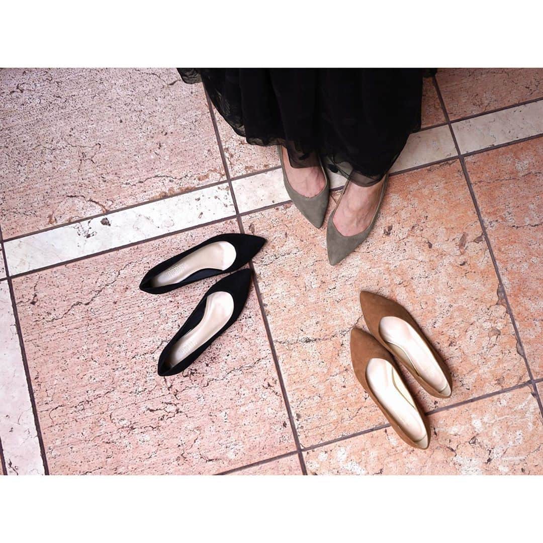 POOLSIDEのインスタグラム：「・ 甲を美しく見せる晴雨兼用フラットシューズ。 ・ 品番:AR-20103AS ¥13,750(税込) ・ #poolside_official #psshoes #poolside #shoes #fashion #allweather  #プールサイド #靴#オールウェザー」