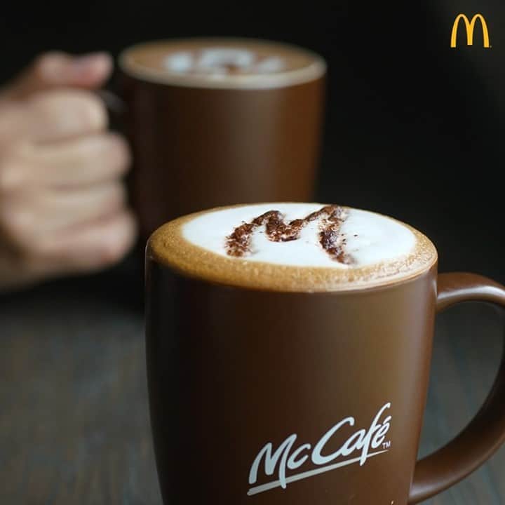 のインスタグラム：「Sweet. Strong. Frothy. You can’t go wrong with a McCafé Cappucino to start your morning. ☀️☕️  Order via McDo Drive-Thru, Take Out, GrabFood or foodpanda.」