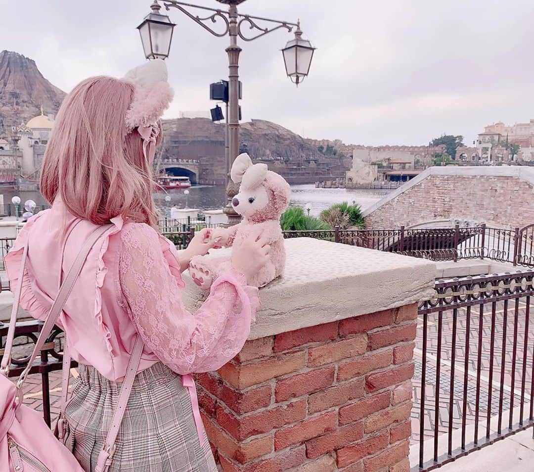 桜咲姫奈さんのインスタグラム写真 - (桜咲姫奈Instagram)「ばぶばぶ🧸🎀🎀🎀 幸せ˙˚ʚ(*´꒳`*)ɞ˚˙ ･ #ディズニーコーデ  #ディズニーシー #marscoordinate #mars #PrincessMelody #LiLimPark #マーズ #マーズコーデ #プリメロ #プリメロコーデ #109 #ガーリーコーデ #地雷コーデ #量産型コーデ #地雷系女子 #地雷女 #地雷系 #量産型オタク #量産型 #量産型女子 #ガーリー #プチプラコーデ #リンクコーデ #リボン大好き #リボン #Tokyostyle #kawaii」9月17日 21時33分 - himena_ousaki