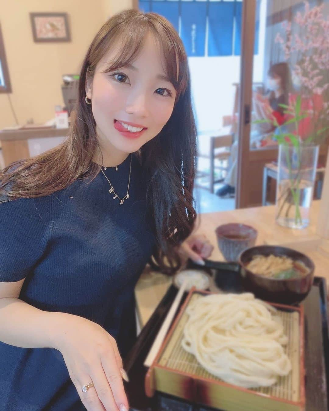 𝐇𝐈𝐍𝐀𝐊𝐎さんのインスタグラム写真 - (𝐇𝐈𝐍𝐀𝐊𝐎Instagram)「はじめての川越🥰✨✨ 小江戸の街並みが品があって とっても素敵でした🍃🍂✨ ・ 武蔵野うどんも美味しかったです😋 緊張状態が続いてるのでリフレッシュ🍁 ・ ・ ・ 東京は昼間は暑いですが、朝晩はひんやり🌪 今月終わりまで残暑が厳しいようですが😣 季節の変わり目ですね🥺 秋はゆっくり季節を楽しみたいです🥰🍠 皆さま、夏の疲れが出やすい時期なので ご自愛くださいませ🙇‍♀️🙇‍♀️ ・ ・ ・ #川越グルメ #川越カフェ  #川越食べ歩き #武蔵野うどん  #川越ランチ #川越小江戸  #時の鐘 #お菓子横丁  #お散歩 #寄り道カフェ  #クレアモール  ・ 🍡🍠」9月17日 21時48分 - loveis_tokyo