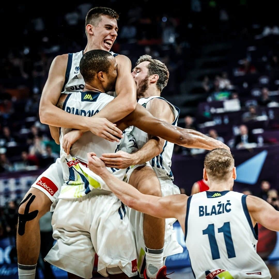 FIBAさんのインスタグラム写真 - (FIBAInstagram)「Exactly three years ago, @the_1_dragon 🐉 put up a basketball masterclass, as 🇸🇮 won their first-ever @EuroBasket title! 🏆」9月17日 22時01分 - fiba