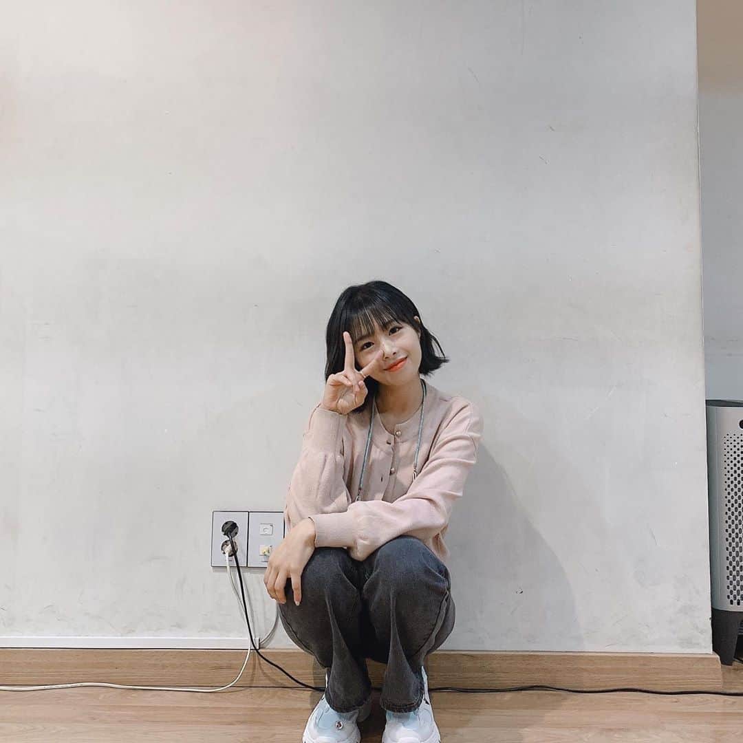 チェウォンのインスタグラム：「🌸☺️」
