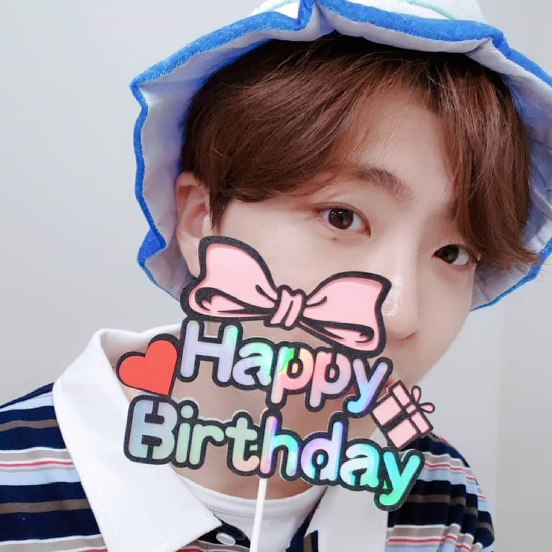 GOT7さんのインスタグラム写真 - (GOT7Instagram)「🎂해피벌스퉤이🎂 아악!!!! 🌙디 오늘 생일이닥!!!!!!!!!!💚  #GOT7 #갓세븐 #Youngjae #영재 #IGOT7 #아가새 #💚 #🐥」9月17日 22時39分 - got7.with.igot7