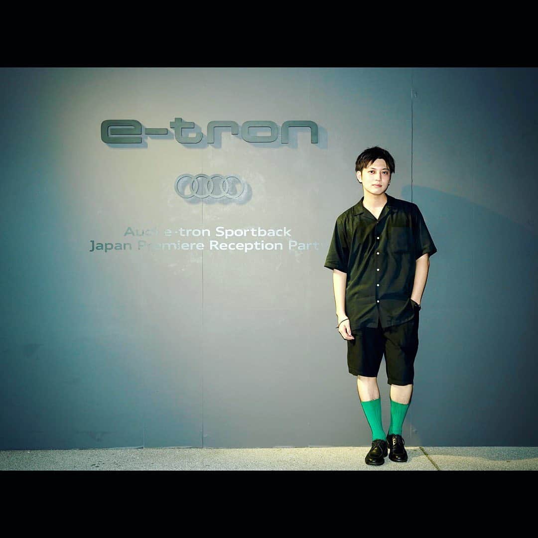 河野聡太のインスタグラム：「Audi e-tron Sportback Japan Premiere Reception Partyへ。  e-tronは電気のみを動力源とするAudi初の電気自動車。 デザインも洗練されてて、とても良い車！ 最近は車に乗る機会が少ないけど、e-tron乗りたいなー。  #Audietron #世界を前へ #sustainable #サスティナブル  #photooftheday #Audi」
