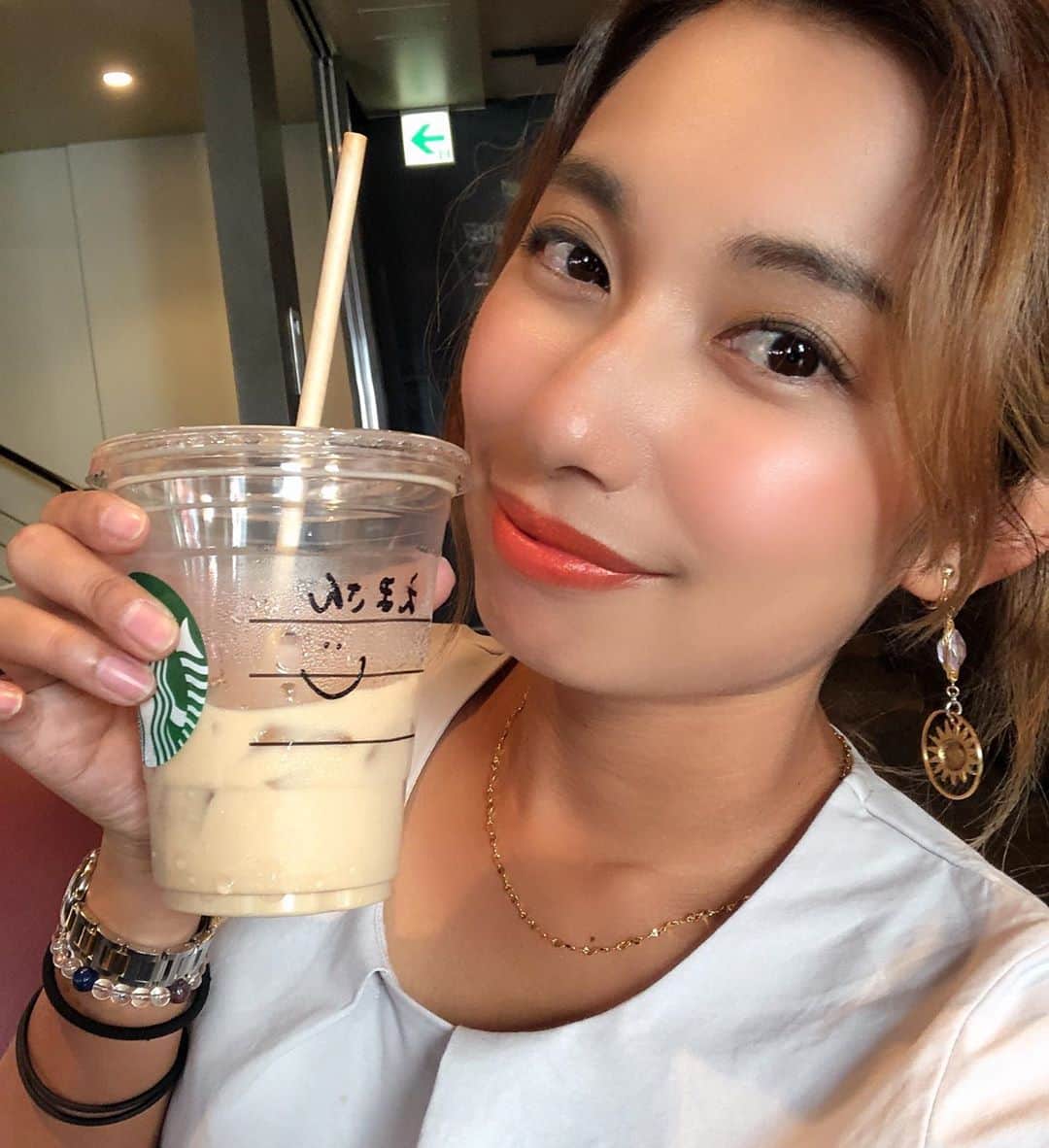 エマ中岡優姫さんのインスタグラム写真 - (エマ中岡優姫Instagram)「コーヒーにハマりまくってるわ 最近😊❤️」9月17日 23時52分 - emma__yun