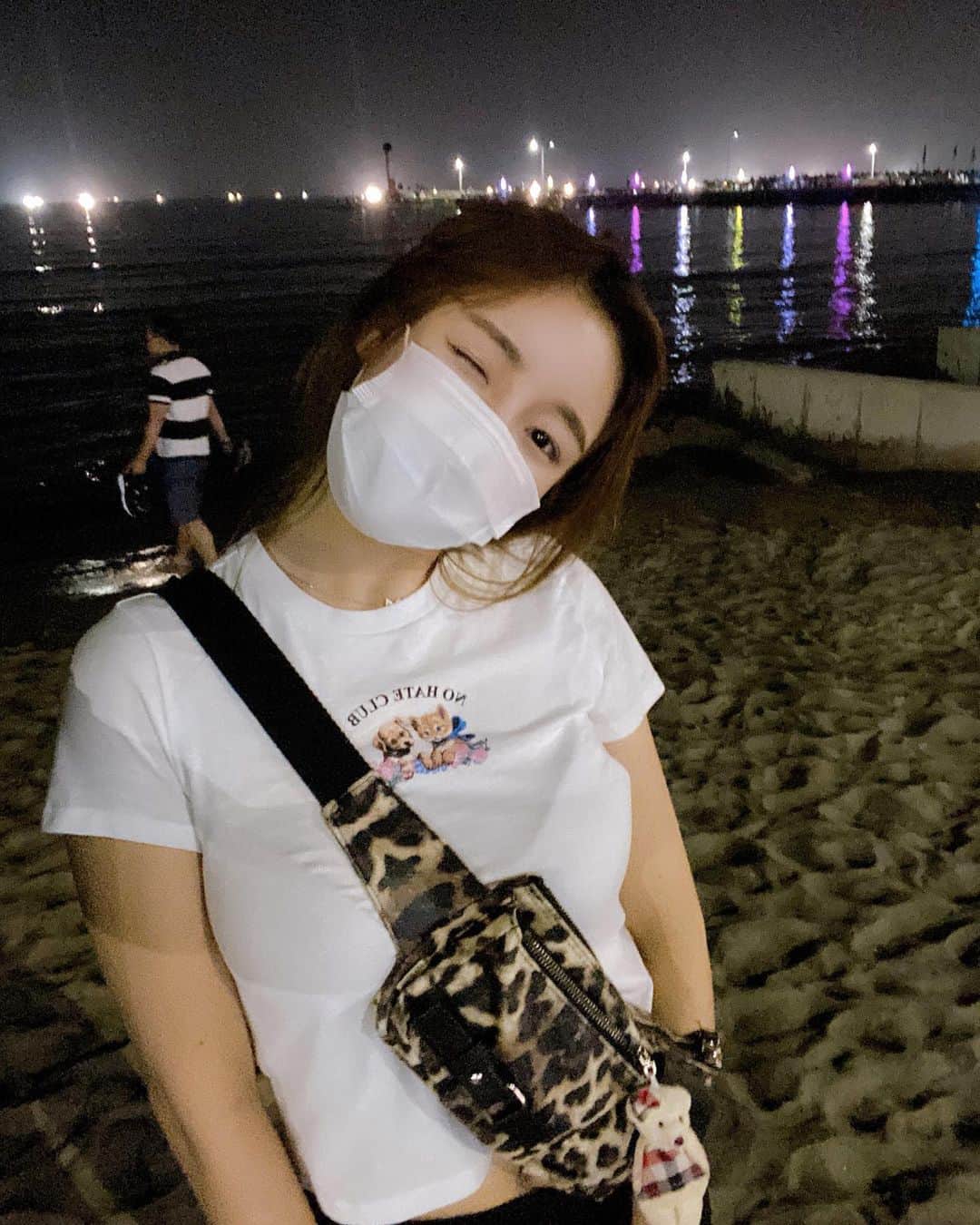hyeriのインスタグラム：「나를비참하게 만드는건 내사람이아닌거지??이제야 깨달앗네 휴..👍 너무오래걸렷네  번호도바꾸고 나도좀가꿔야지」