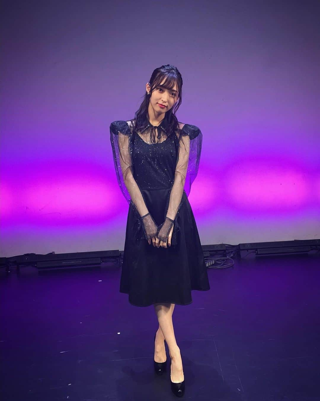 山口真帆さんのインスタグラム写真 - (山口真帆Instagram)「.﻿ ファンクラブイベント2020昼の部の衣装は﻿ ﻿ onepiece： #COTE﻿ earring： #AGATHAPARIS﻿ shoes：#miumiu﻿ ﻿ キラキラでバースデーガール仕様でした🤍🖤✨」9月18日 0時33分 - yamaguchimaho_official