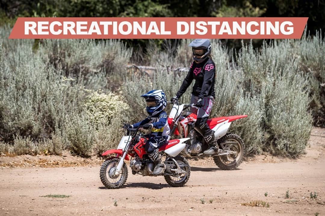 Honda Powersports USさんのインスタグラム写真 - (Honda Powersports USInstagram)「Get out and do some recreational distancing! For more information visit findyourride.org. Link in bio.   #betteronahonda  #RecreationalDistancing #FindYourRide #HealthFreedomFun #StayHealthy #GreatOutdoors #GoRide #GetOutside #GetOutdoors #HaveFun」9月18日 0時40分 - honda_powersports_us