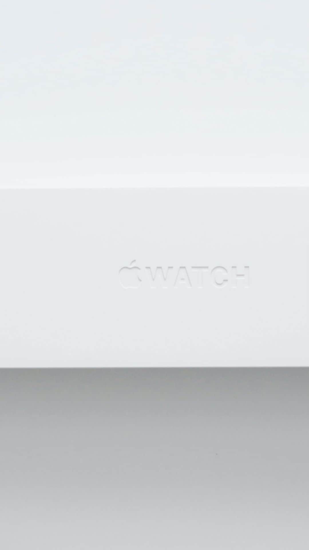 市川渚のインスタグラム：「#AppleWatchSeries6 ⌚️✨」