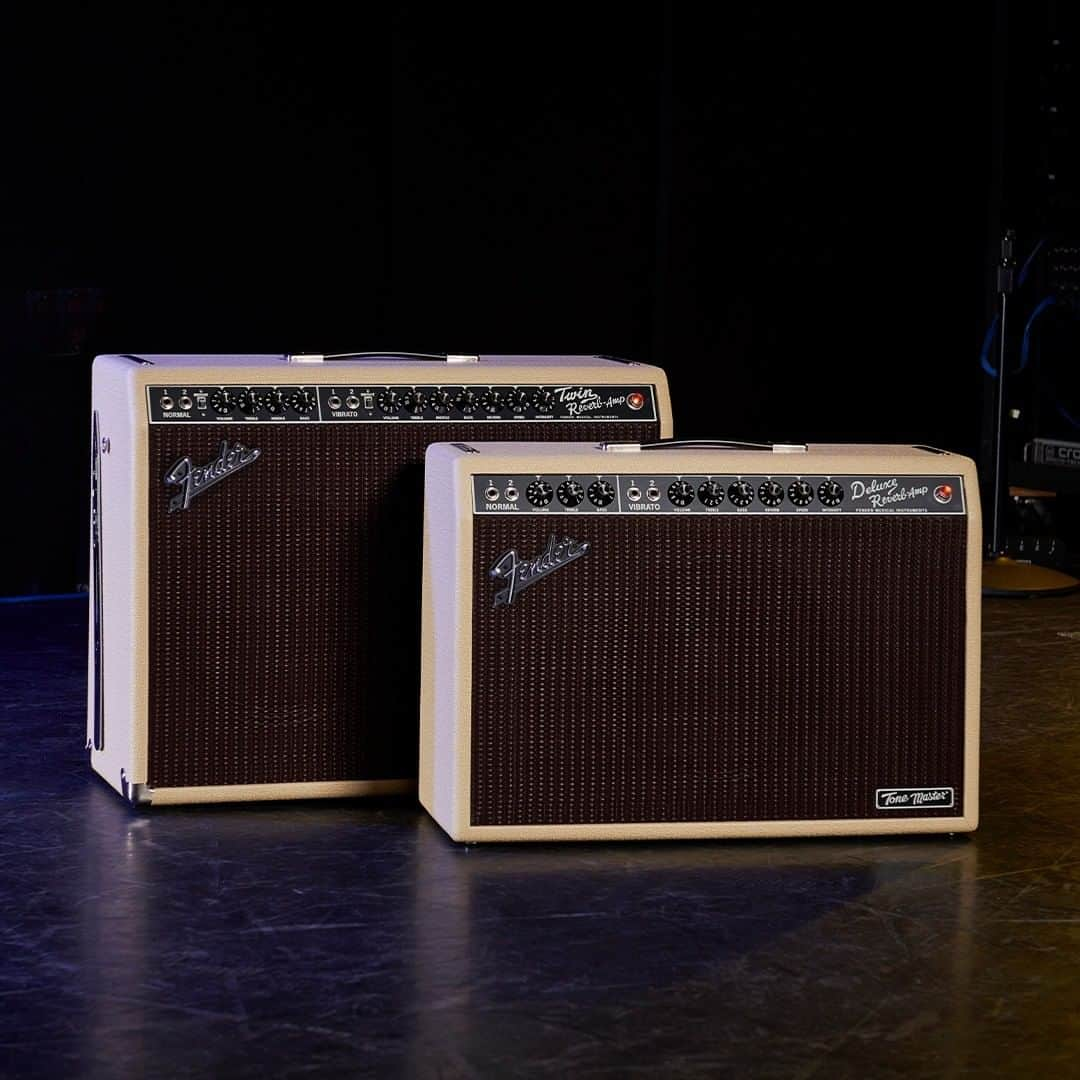 Fender Guitarさんのインスタグラム写真 - (Fender GuitarInstagram)「The Tone Master Blonde Amplifiers bring a new look and sound to the Tone Master Twin and Deluxe Reverb. Outfitted with a Blonde vinyl covering and Oxblood grille cloth, plus Celestion Creamback Neo speakers, these amps bring a tougher rock flavor to the originals you know and love with half the weight. Learn more via link in bio!」9月18日 1時00分 - fender