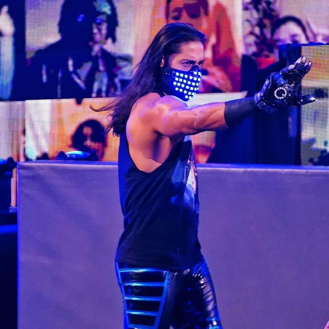 WWEさんのインスタグラム写真 - (WWEInstagram)「What in the world has gotten into @aliwwe?? Find out on this week’s #WWEMainEvent as he takes on @humberto_wwe.  See the new and improved @billiekaywwe take on @biancabelairwwe!  Now available on @hulu 👀.」9月18日 1時37分 - wwe