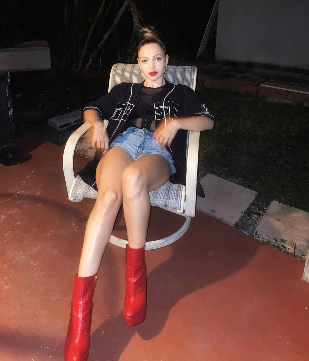 ナタリー・パリスさんのインスタグラム写真 - (ナタリー・パリスInstagram)「these red boots from @shoedazzle are my new obsession #shoedazzleambassador」9月18日 2時41分 - nathalieparis