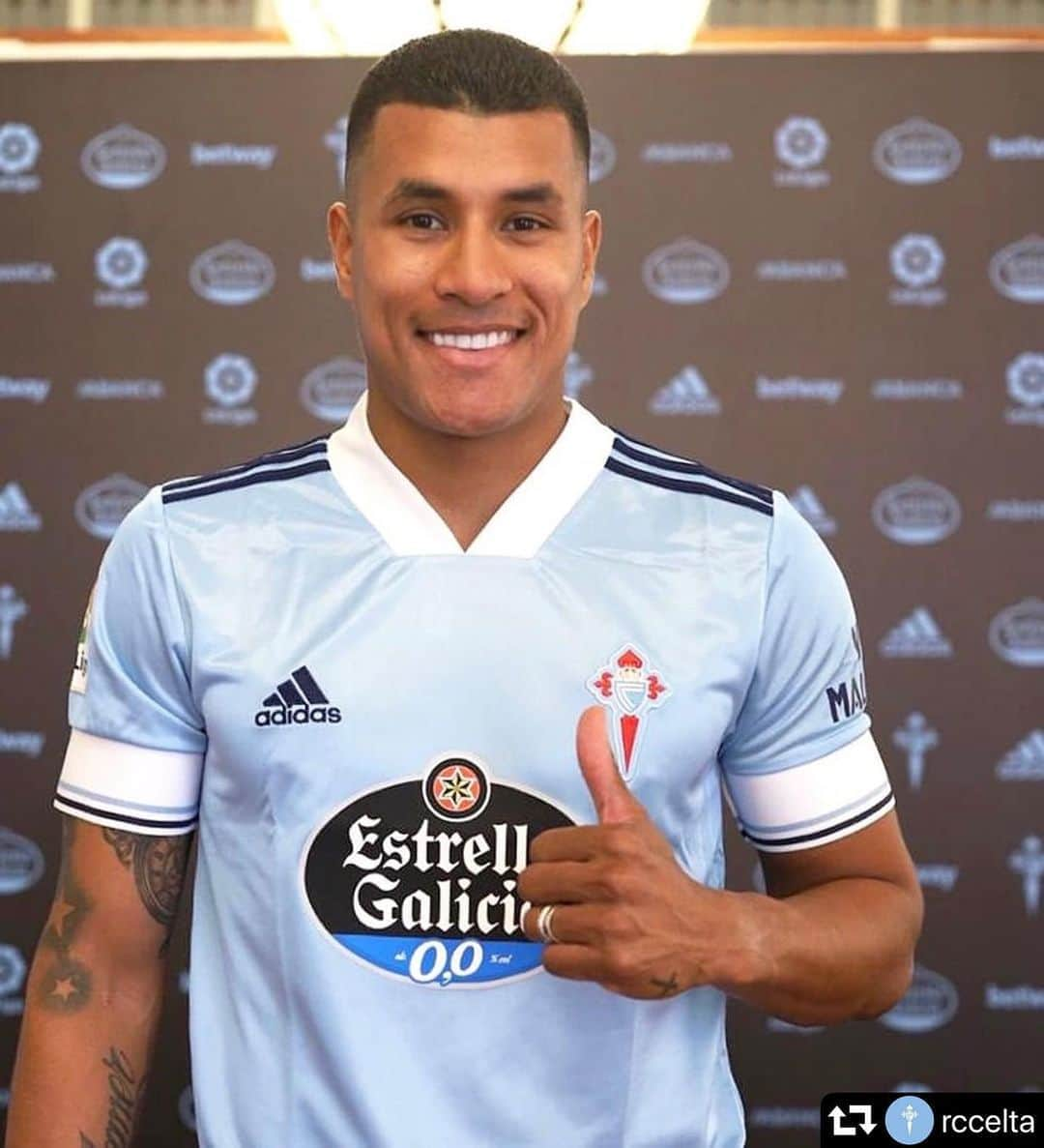 LFPさんのインスタグラム写真 - (LFPInstagram)「💙😃🔙 HAPPY @jeisonmurillo01!  💙😃🔙 ¡#Murillo está FELIZ en su vuelta al @rccelta!  #Celta #LaLiga #LaLigaSantander #LaLigaTransfers #Football #HayQueVivirla #YouHaveToLiveIt」9月18日 3時01分 - laliga