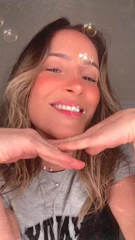 Claudia Leitteのインスタグラム：「#DESEMBAÇA」
