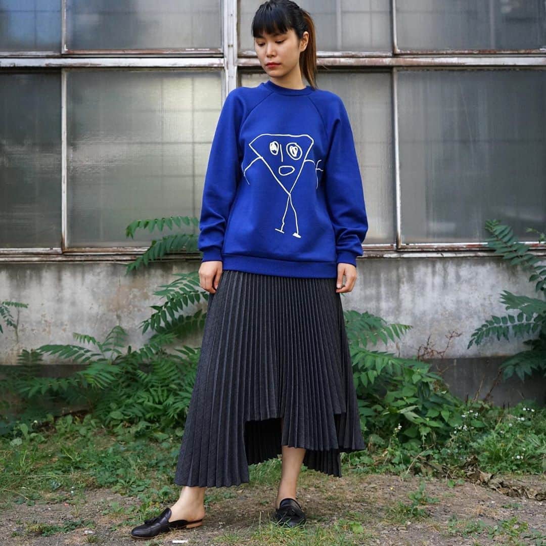 のインスタグラム：「. [PLAN C] L/S SWEATER.  -  #mawsapporo #MāW #ins_online #planc #sapporo #hokkaido #20aw」